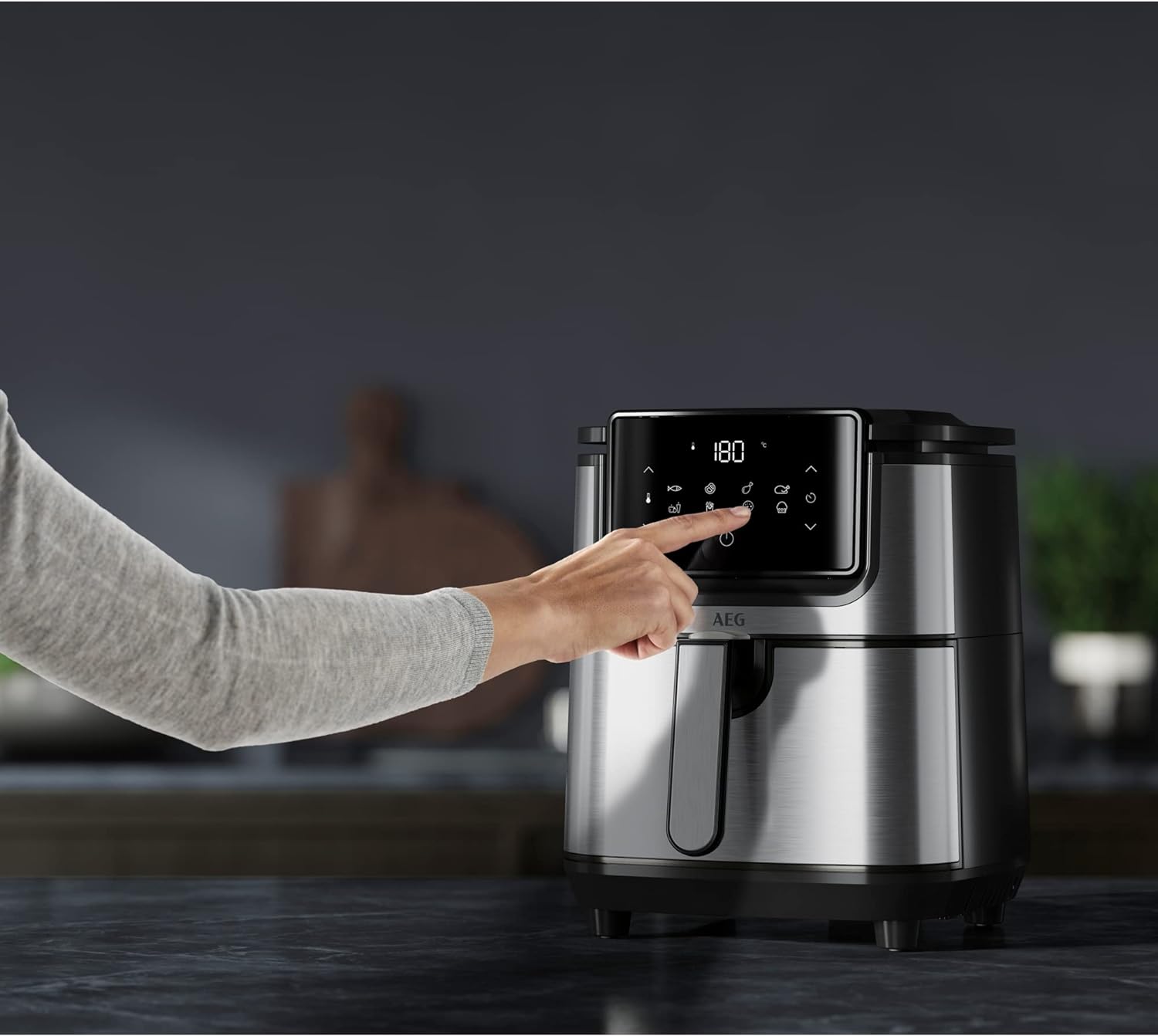 air-fryer-aeg-af6-1-4st-3-5-litres-inox-noir-2