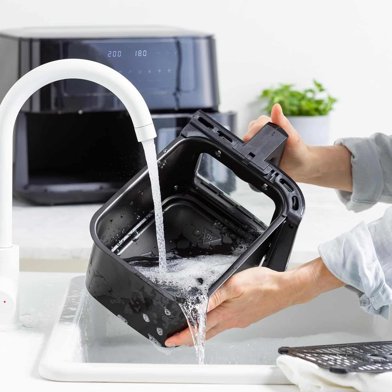 air-fryer-greenpan-cc007924-001-8-litres-noir-3